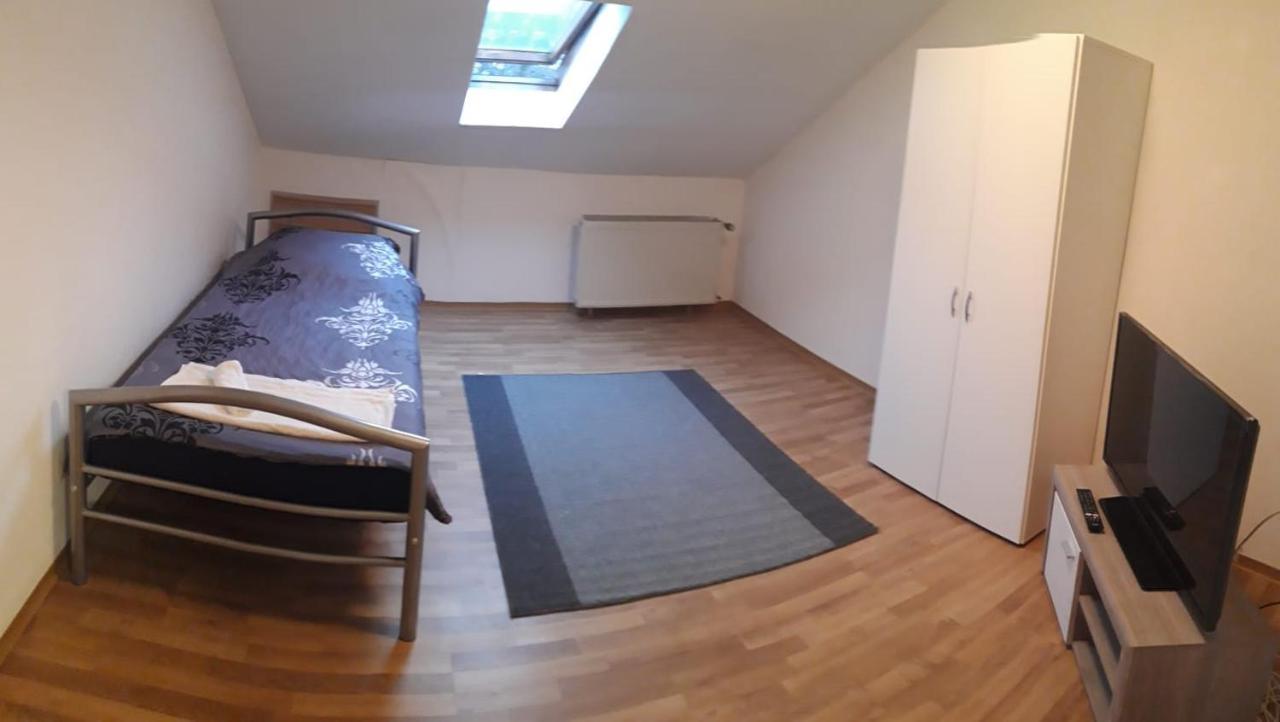 Ferienwohnung In Erftstadt Buitenkant foto